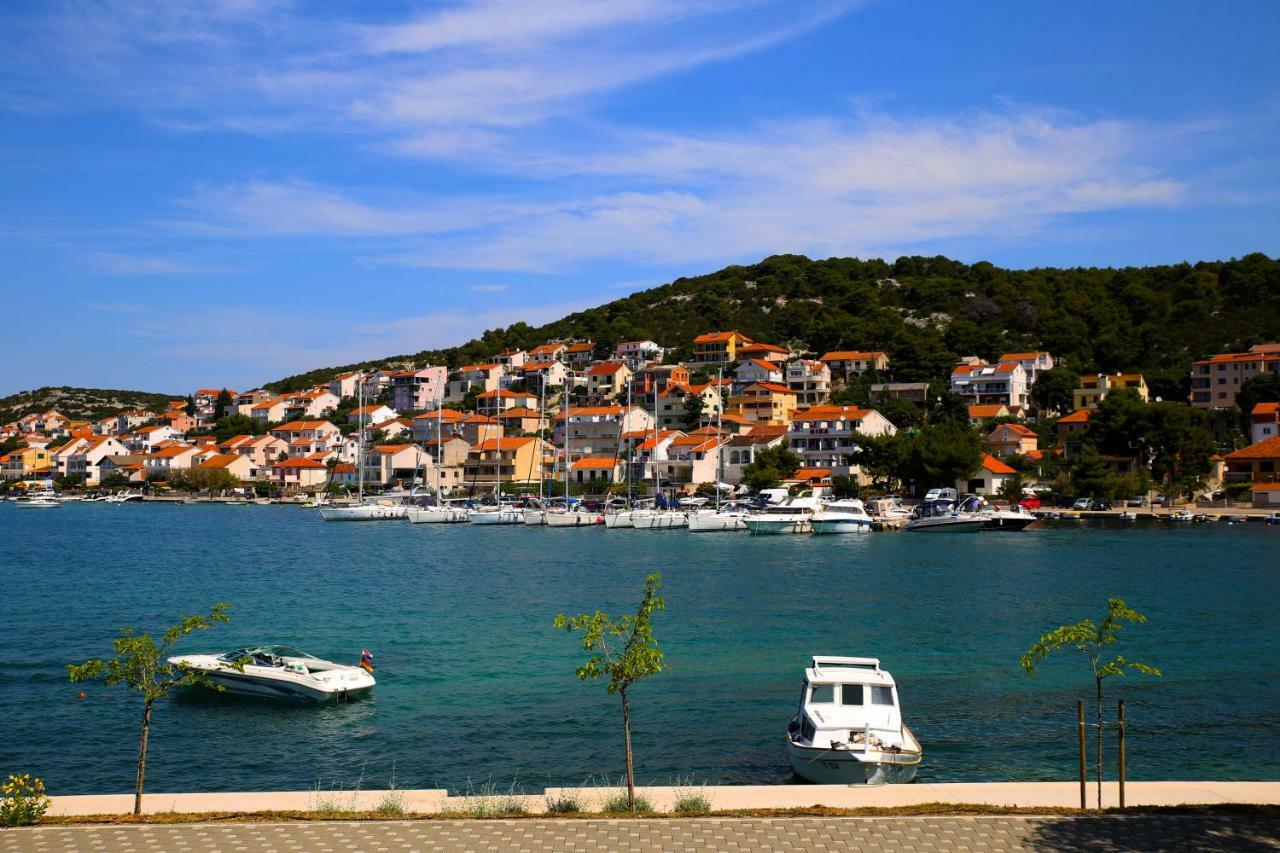 Seaside Apartment Tisno Exterior foto